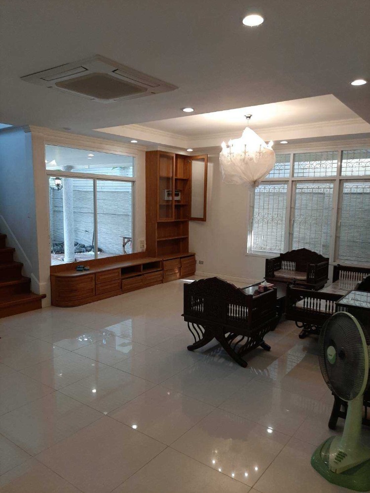 For RentHouseRama9, Petchburi, RCA : ⚡For Rent House Asoke-Dindaeng 3 Bedrooms⚡