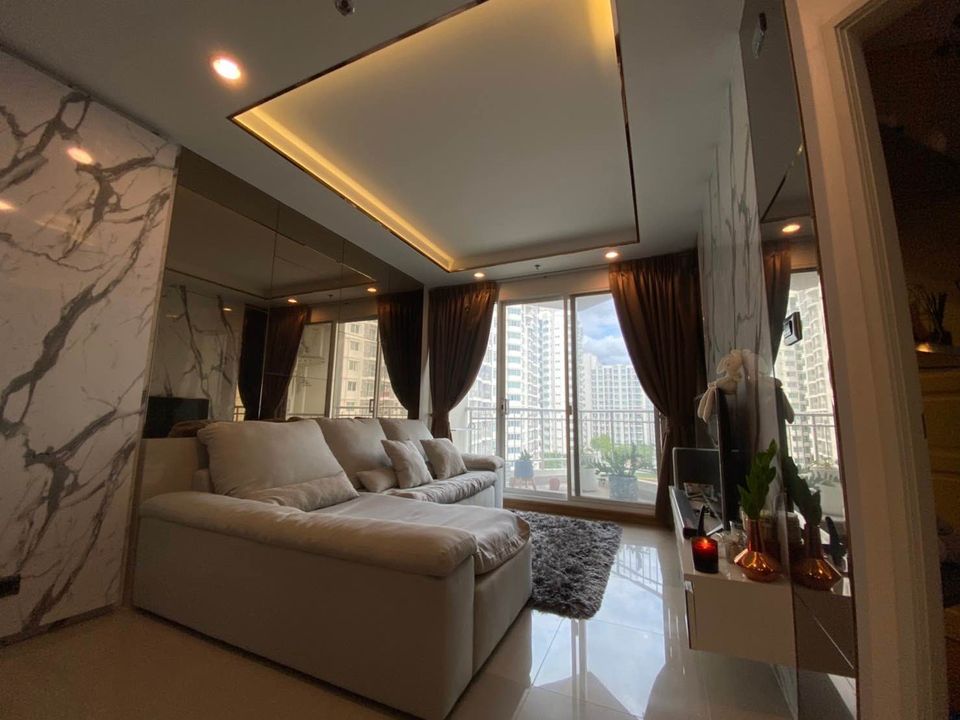 For RentCondoRama9, Petchburi, RCA : Condo for rent near MRT Cultural Center “ Supalai Wellington 1 “ !!! very nice room