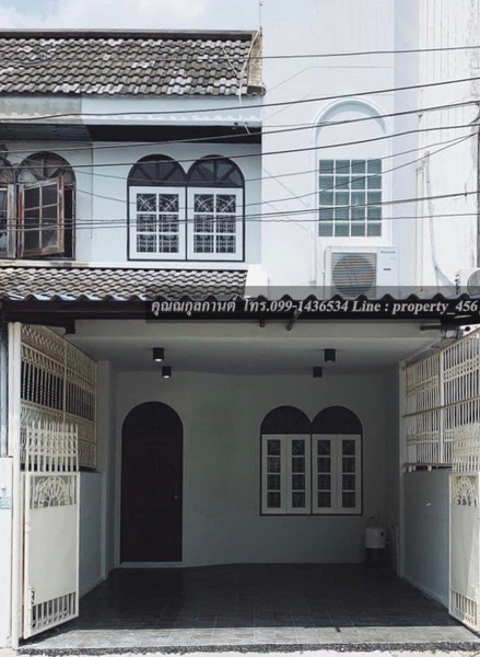 For SaleTownhouseSapankwai,Jatujak : Townhouse for sale, 2 floors, 20 square wah, Ladprao 41, just 700 meters into the alley