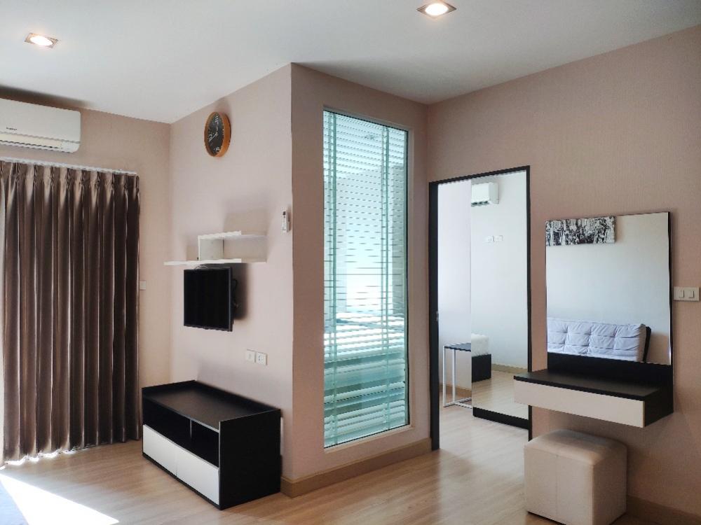 For SaleCondoChiang Mai : Fro sale One plus 19 build2 (One Plus Mahidol)Near Central airport (to the Airport 3-5minute)One plus 19 building 2 (One Plus Mahidol) Shady area in the heart of the city. near the airport
