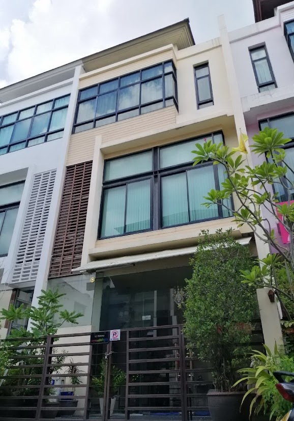 For SaleHome OfficeYothinpattana,CDC : Home office for sale, The Habitat Sriwara, 3.5 floors, 24.8 sq m., Wang Thong Lang District Along the Ekamai-Ramintra Expressway