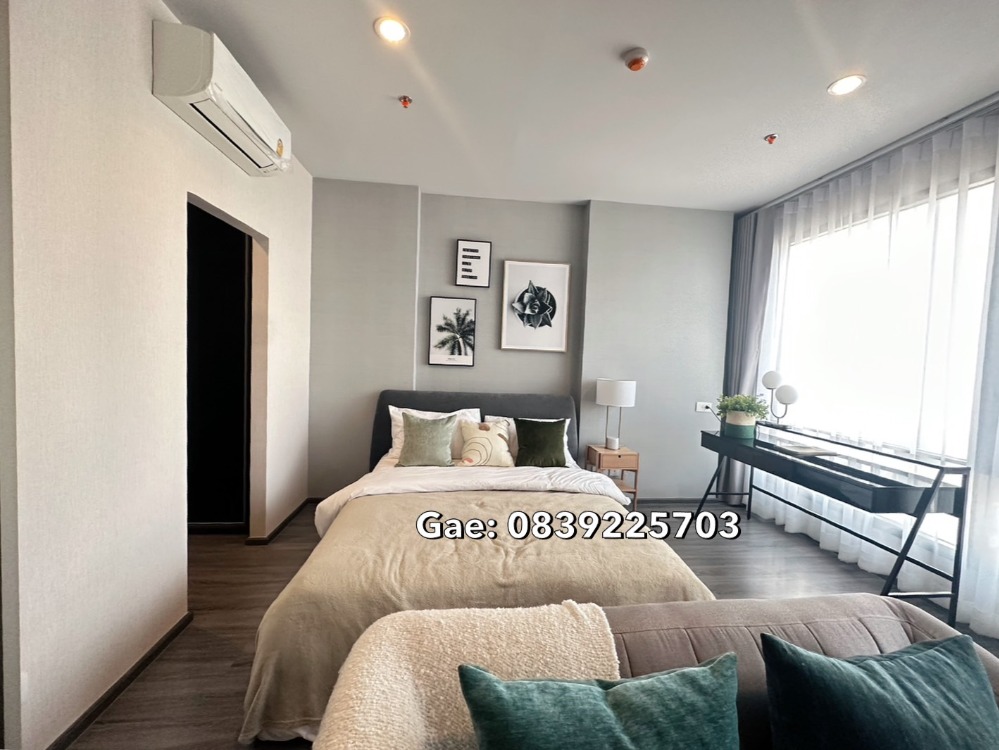 For SaleCondoRatchathewi,Phayathai : The best price is guaranteed! Medical Hub location, IDEO Mobi Rangnam condo, 1Bed 5.XX, free down payment, 0 baht, free furniture, free transfer Free electric appliances, fully furnished, you can talk to me to find chic.