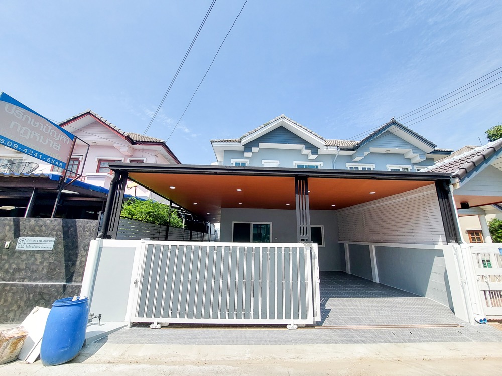 For SaleTownhousePathum Thani,Rangsit, Thammasat : Townhome for sale, Lam Luk Ka Khlong 3, large house, spacious area good location, easy to travel ready to dress up