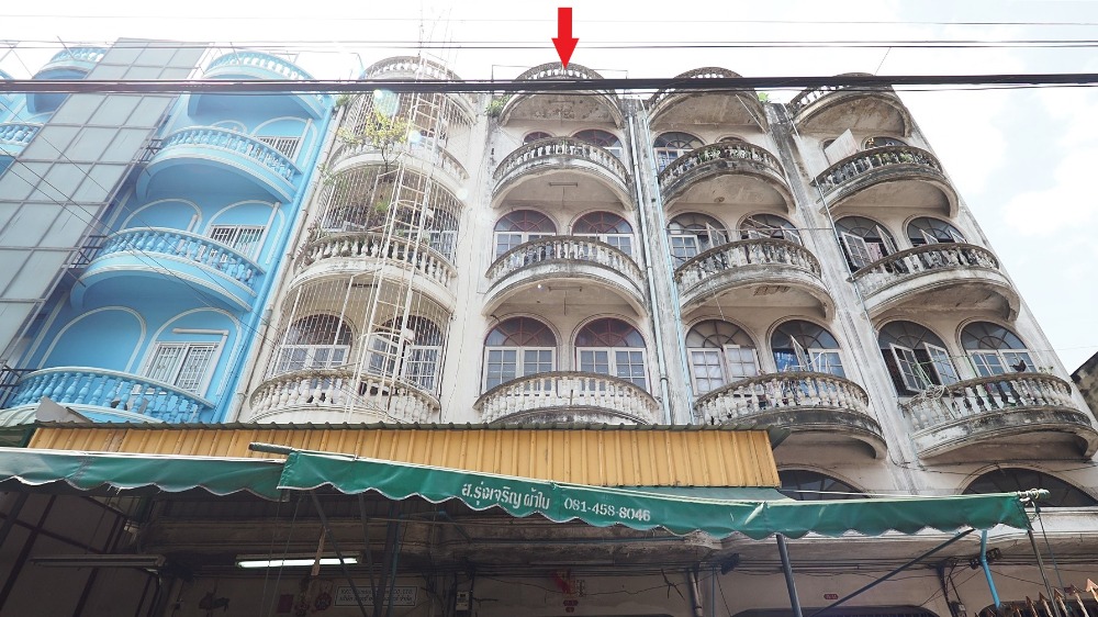 For SaleShophouseBang kae, Phetkasem : Urgent sale!! Commercial building, 4 and a half floors, 33 square wah, Petchkasem 50/4, near the Seacon Bang Khae train station, the source of prosperity
