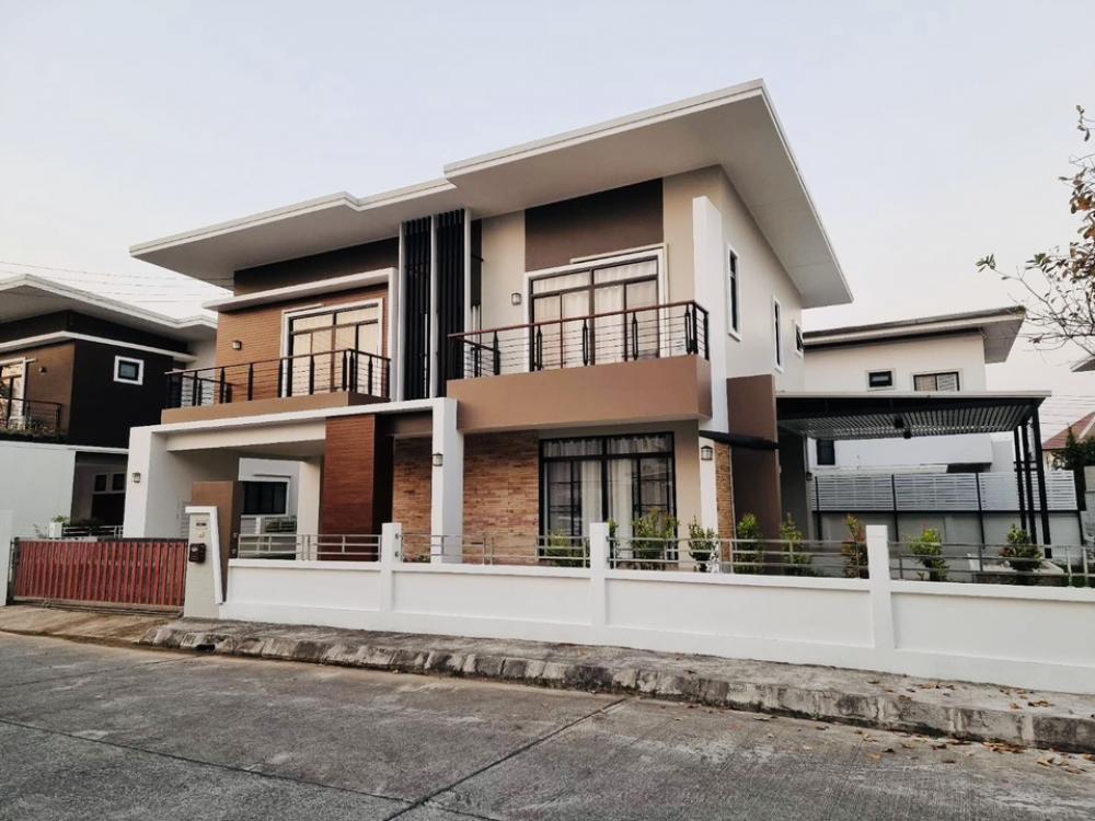 For RentHouseChiang Mai : House for rent in the Kunphant 9 project Near Lanna International, next to golf course, Hang Dong, Chiang Mai