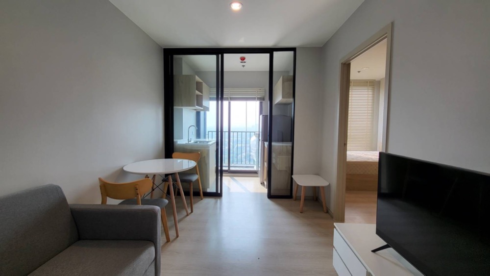 ให้เช่าคอนโดพัฒนาการ ศรีนครินทร์ : Noble Nue ศรีนครินทร์, 31 ตร.ม., 1 bedroom + walking-closet + ครัวแยก ห้องใหม่ เฟอร์ฯ+เครื่องใช้ไฟฟ้าครบ พร้อมอยู่เลย !