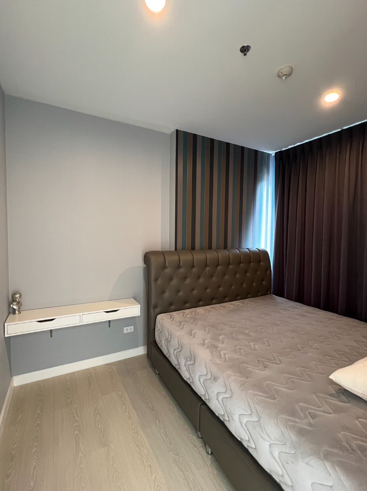 For RentCondoRama9, Petchburi, RCA : Ready to move in March 17, 2016 Quick rental! (Condo The Niche Thonglor-Phetchaburi) near •BTS Thonglor 1 km. •MRT Petchburi 2 km. •Airport Link makkasan 2 km. Normal rental price 20,000 ฿, enter within this month, only 16500 baht/month.