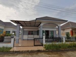 For RentHousePattaya, Bangsaen, Chonburi : House for rent, 59 square meters, one floor, The Palm Village, Bang Saray, Sattahip, convenient to travel