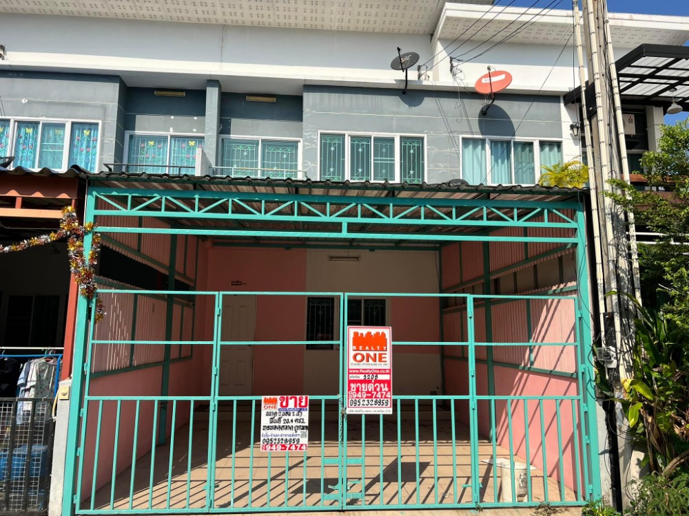 For SaleTownhouseRayong : Townhome for sale, SC Village, size 2 bedrooms, 2 bathrooms, area 20.4 sq w, price 1.69 million baht only