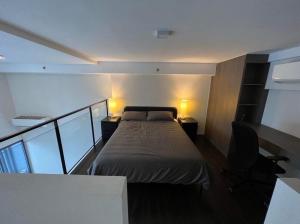 For RentCondoOnnut, Udomsuk : For rent Siamese Sukhumvit 48 near bts Phrakanong duplex unit high floor fully furnished
