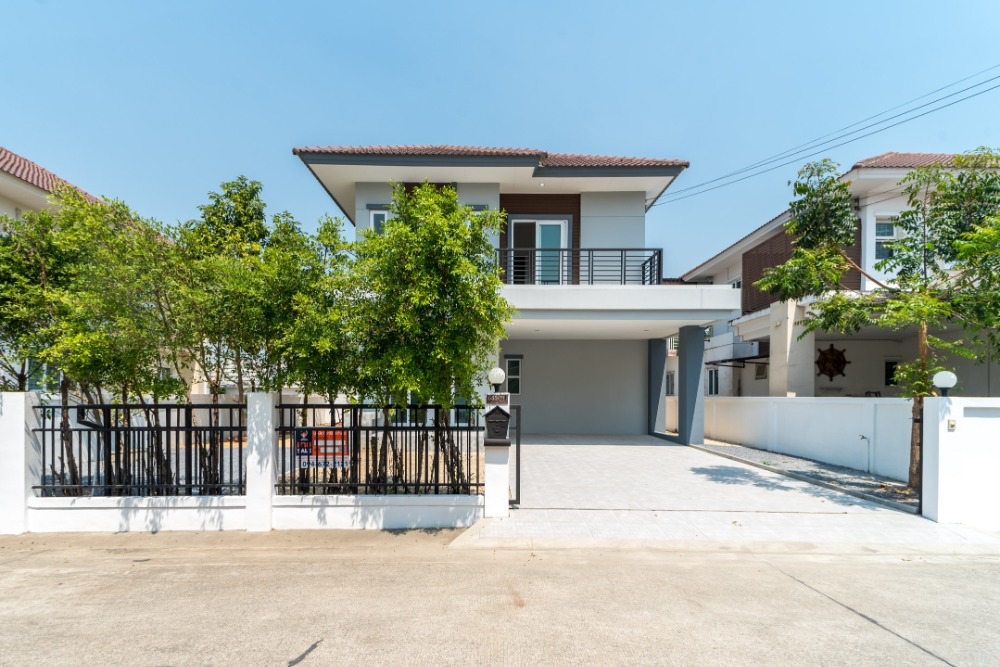 ขายบ้านปทุมธานี รังสิต ธรรมศาสตร์ : ขาย บ้านเดี่ยว รีโนเวทใหม่ พร้อมพื้นที่รอบบ้าน พฤกษ์พิมาน การ์เด้น ราชพฤกษ์-วงแหวน