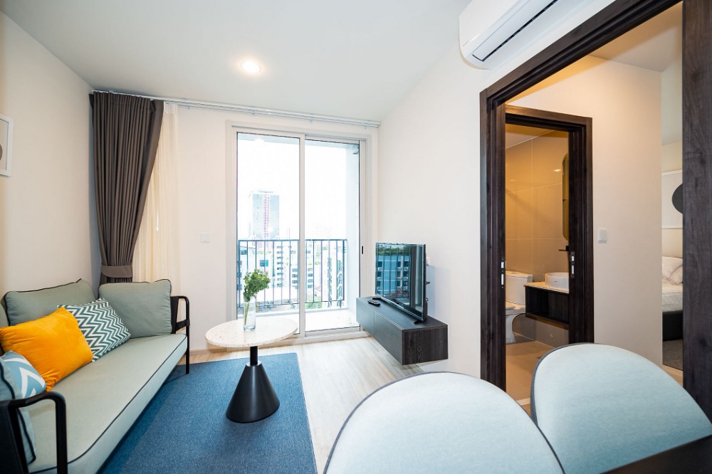 ให้เช่าคอนโดรัชดา ห้วยขวาง : Amazing Price! 2 Bedrooms at XT Huaikhwang By Nestcovery
