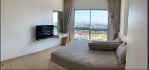 For RentCondoRama9, Petchburi, RCA : SL140_P SUPALAI VERANDA RAMA9 **Condo in the center of facilities, fully furnished, ready to move in**, high floor, beautiful view, easy to travel
