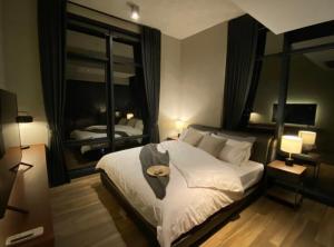 For RentCondoSukhumvit, Asoke, Thonglor : Rent The Loft Asoke 2 bedrooms, very beautiful room, price 75,000 baht/month 🔥