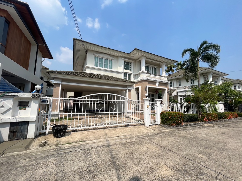 ขายบ้านโชคชัย4 ลาดพร้าว71 : บ้านเดี่ยว บ้านกรองทอง นาคนิวาส 48 / 3 ห้องนอน (ขาย), Baan Krongthong Nakniwat 48 / Detached House 3 Bedrooms (FOR SALE) RUK449