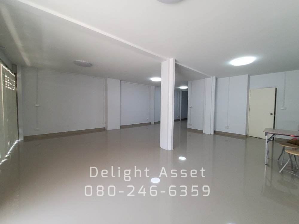 For SaleShophouseKhlongtoei, Kluaynamthai : For Sale!! 3-Storey Commercial Building, 26 sq.wa 288 sq.m. located near BTS Phra Khanong, Rama 4 Road, Sukhumvit 48
