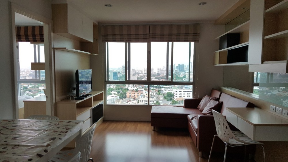 For RentCondoKasetsart, Ratchayothin : 2 bedrooms for rent - Lumpini Place Ratchayothin, BTS Ratchayothin
