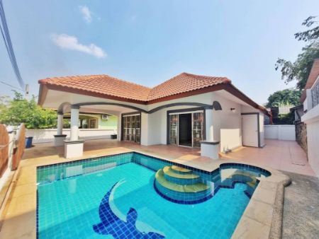 For SaleHousePattaya, Bangsaen, Chonburi : House for sale, Ban Bang Lamung, 168 sq m., 68 sq m, beautiful house, very ready