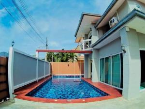 For RentHousePattaya, Bangsaen, Chonburi : rent 80000 mount