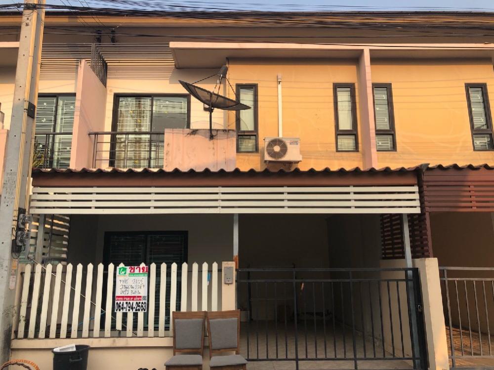 For SaleTownhouseChachoengsao : Townhome for sale The Modern Town