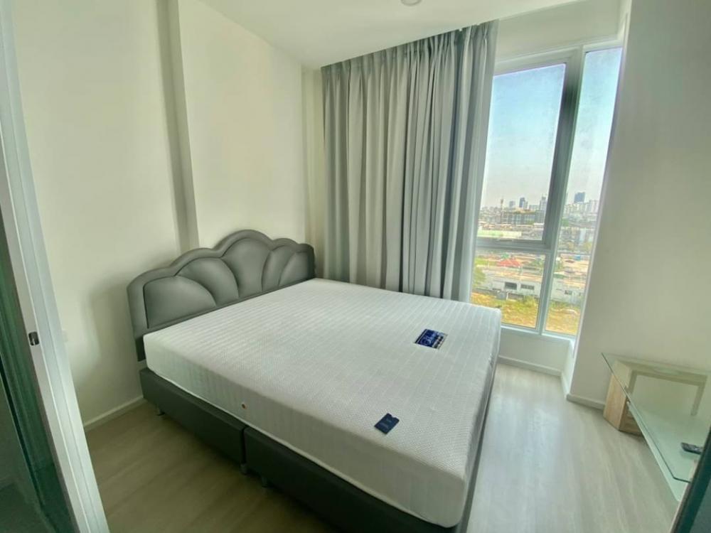 For RentCondoPinklao, Charansanitwong : Dela Pete Charan 81 next to MRT Bang Phlat