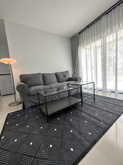 For RentTownhouseBangna, Bearing, Lasalle : Pleno Sukhumvit-Bangna 2 for rent, 3 bedroom, not bumping into anyone, next to the garden, shady view.