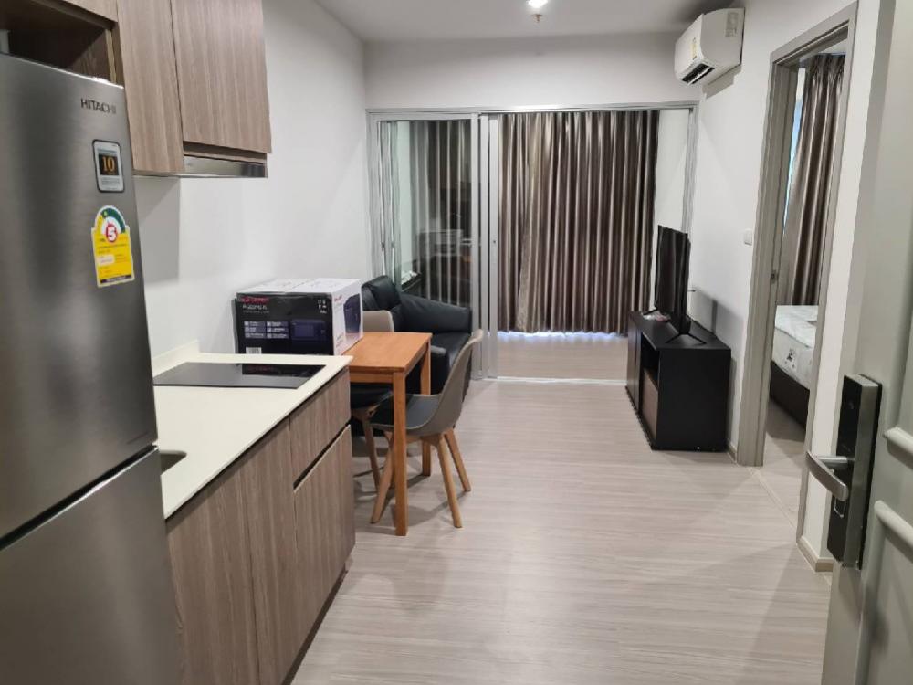 For RentCondoPinklao, Charansanitwong : Newly room never​ use.The Parkland Charan - Pinklao Condo for rent: 1 bed plus for 34 sqm. on 12A fl. A building. With fully furnished and electrical appliances.Next to MRT​ Bangyikhan.​Rent only for 15,000