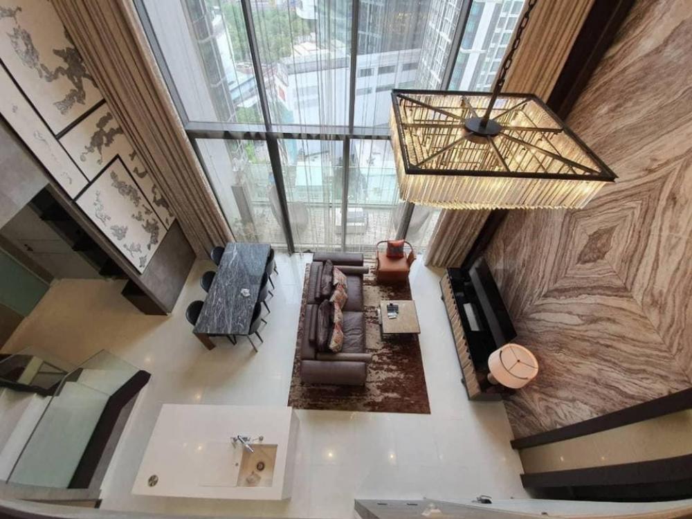 ให้เช่าคอนโดสุขุมวิท อโศก ทองหล่อ : Rental : Vittorio Sukhumvit 39 , 2 Bed 3 Bath 1 Working Room , 168 sqm , Hight Floor