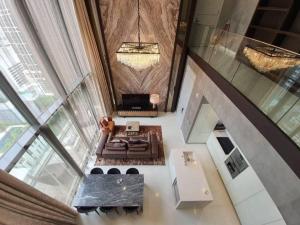 ขายคอนโดสุขุมวิท อโศก ทองหล่อ : Selling / Rental : Vittorio Sukhumvit 39 , 2 Bed 3 Bath 1 Working Room , 168 sqm , Hight Floor