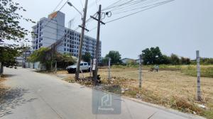 For SaleLandChaengwatana, Muangthong : Land for sale 1-0-25 Rai, Chaeng Watthana Road, Nonthaburi, wide front, good location, only 200 meters from the BTS station.