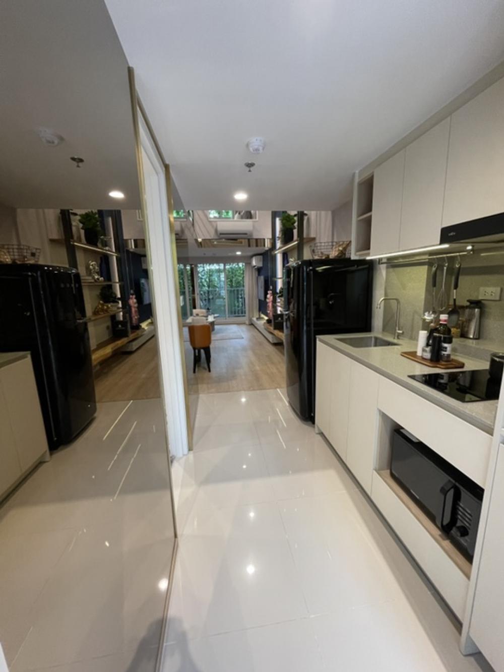 For SaleCondoSilom, Saladaeng, Bangrak : Condo for sale, CULTURE Chula, size 57 sq m, 2 bedrooms, 1 bathroom, located in the heart of leading educational institutions, close to 2 BTS lines, 290 m. to BTS Sala Daeng, 350 m. to MRT Sam Yan, complete facilities.
