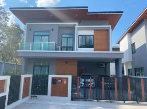 For SaleHouseRayong : 2-storey detached house for sale, Casa De Flores, Thapma-Rayong, 3 bedrooms, 3 bathrooms, usable area up to 192 sq m, on an area of more than 63 sq m, a large back, wide front, high ceiling.