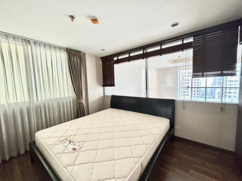 For RentCondoWitthayu, Chidlom, Langsuan, Ploenchit : 💙ให้เช่า เดอะ ราชดำริ (The Rajadramri) 💙
🔥ราคาดี 🔥1 ห้องนอน Duplex ทำเลดี  พร้อมเข้าอยู่