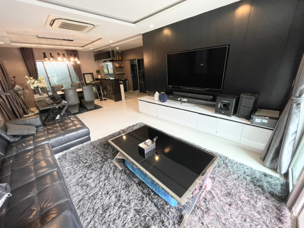 For SaleHousePattanakan, Srinakarin : Luxury House for sale The Plant Estique Pattanakarn 38 Near Thonglor only 15 minutes