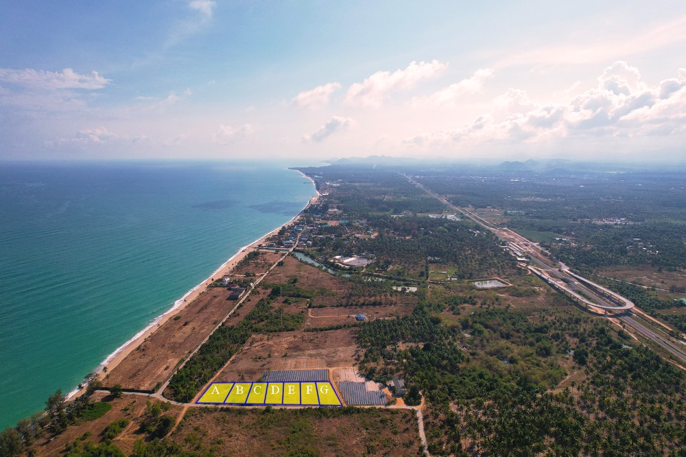 For SaleLandHuahin, Prachuap Khiri Khan, Pran Buri : Land for sale near Thap Sakae sea. Land for sale at Thung Pradu Land for sale by the sea Land for sale in Prachuap Khiri Khan