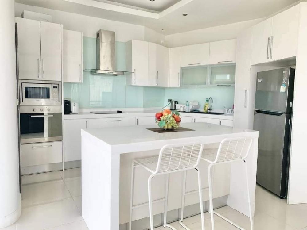ให้เช่าคอนโดพัทยา บางแสน ชลบุรี สัตหีบ : Modern 2 Bedrooms for rent in Phratumnak (147 Sqm)