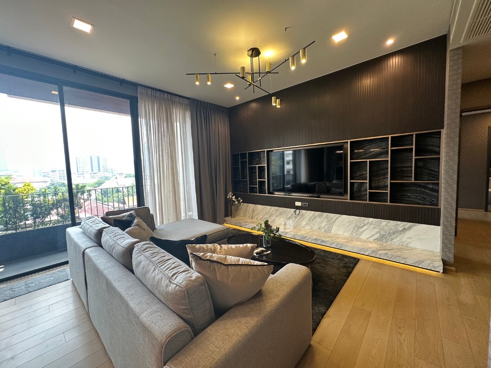 For SaleCondoRama9, Petchburi, RCA : Sell ​​Kalm Penthouse, luxury condo, 2 bedrooms, 101.22 sq m, very beautiful room, fully furnished, ready to move in, central location, convenient transportation, can raise animals 😁🏡