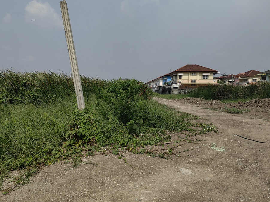 For SaleLandNawamin, Ramindra : Land for sale 5-0-22 rai, Sukhaphiban 5 Road, Soi Permsin 64 (adjacent to Soi Sinmahattananon), good environment, convenient transportation, near the Chatuchot expressway. suitable for building a residence