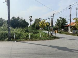 ขายที่ดินมีนบุรี-ร่มเกล้า : ขายที่ดิน 4-3-32 ไร่ ซอยสุวินทวงค์ 47 (ซอยธรรมรัตน์ หรือซอยวัดราษฎร์บำรุง)) เยื้ยงทางเข้าสนามกอล์ฟเพรสซิเด้นท์