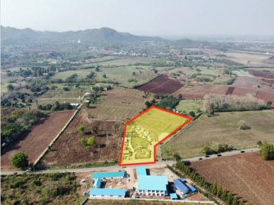 For SaleLandPak Chong KhaoYai : Land for sale in Khao Yai, Moo Si Subdistrict, Pak Chong District, 9 Rai, just seeing the view is already happy.