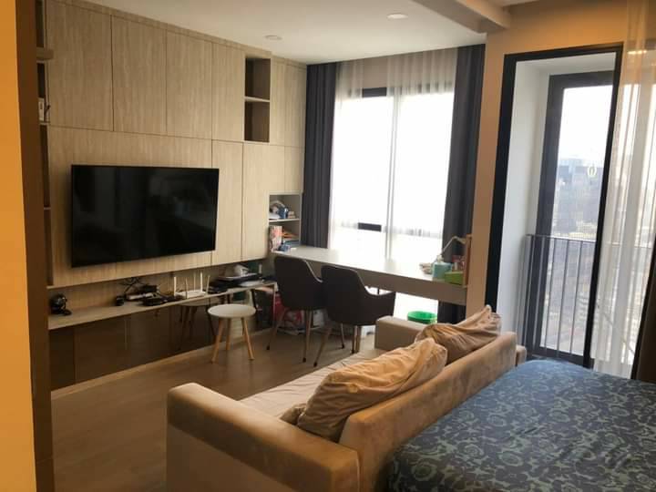 For RentCondoSiam Paragon ,Chulalongkorn,Samyan : Condo for rent, Ashton Chula-Silom, near BTS Sala Daeng, 550 meters, 1 bedroom, 1 bathroom, 1 living room, 1 kitchen, 32.5 sq m, 32nd floor, city view, 30,000 / month, interested call 097-4655644 T.C HOME