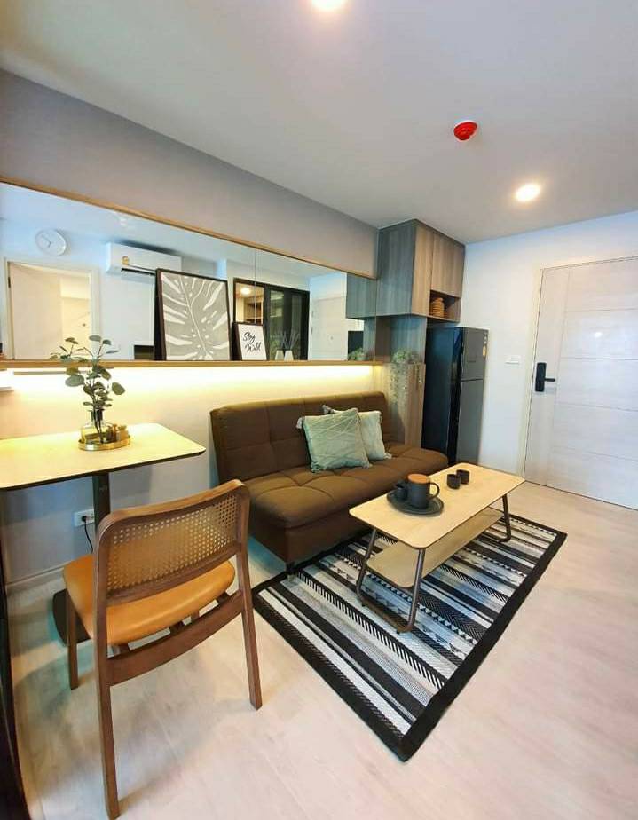 For RentCondoBangna, Bearing, Lasalle : Condo for rent, The Origin Sukhumvit 105, near BTS Bang Na, BTS Bearing, 1 bedroom, 1 bathroom, 1 walk-in closet, 27.65 sq m., 3rd floor, fully furnished room, ready to move in, 9,500 / month, interested call 097-4655644 TC HOME