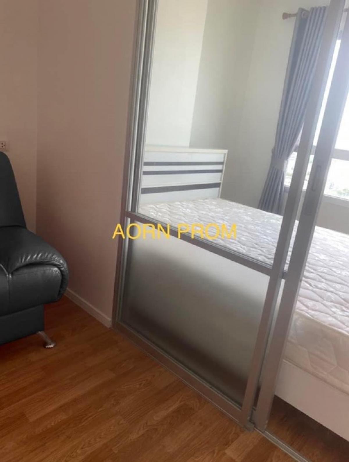 For RentCondoBang kae, Phetkasem : For rent, Lumpini Park Phetkasem 98 (Lumpini Park Phetkasem 98), Building A, first building, high floor, beautiful view, has a washing machine, air conditioner, TV, water heater, refrigerator, separating the bedroom into proportions.