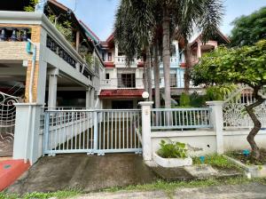 For RentTownhouseKaset Nawamin,Ladplakao : Townhouse for rent On Pho Kaew Road (Lat Phrao 101-Nawamin Road)
