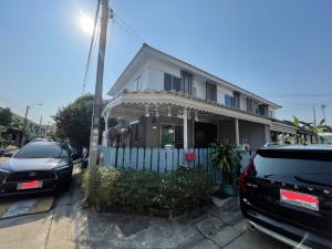 For SaleTownhouseRathburana, Suksawat : Selling cheap!! Townhome, Pruksa Village 82, Pracha Uthit Road - Wat Khu Sang, behind the corner, 23.4 sq m, good location