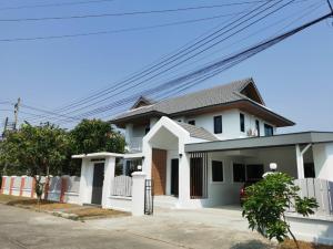 For RentHouseChiang Mai : House for rent, Ban Wang Tan, near the airport, 106 sq m, 4 bedrooms, 4 bathrooms, 33,000 / month, fully furnished