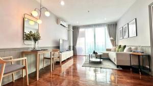 For RentCondoSilom, Saladaeng, Bangrak : ARC2303-132 Condo for rent, Silom Grand Terrace, 1 bedroom, near BTS Sala Daeng.