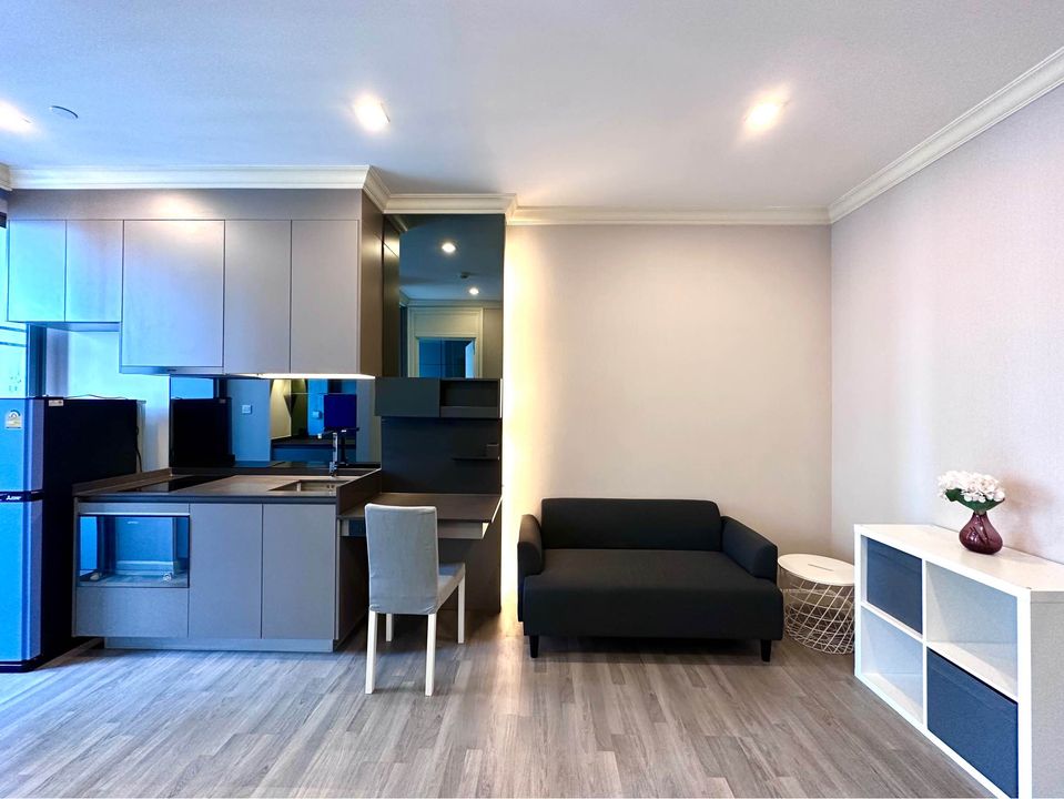 For RentCondoOnnut, Udomsuk : 🔥🔥 Beautiful condo, good location near BTS Phra Khanong: For rent, The Room Sukhumvit 69, if you like, can negotiate.