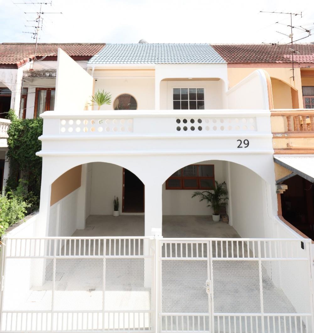 ขายทาวน์เฮ้าส์/ทาวน์โฮมโชคชัย4 ลาดพร้าว71 : ขายบ้าน 2 ชั้น 41 ตร.วา รีโนเวทใหม่ สไตล์คาเฟ่มินิมอล ลาดพร้าว 87 แยก 12
