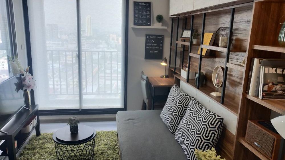 For RentCondoPinklao, Charansanitwong : The Parkland Charan - Pinklao Condo for rent : 1 bedroom for 31 sqm. With fully built in and furnished and electrical appliances.Next to MRT Bangyikhan​.Rental only for 13,500 / m.